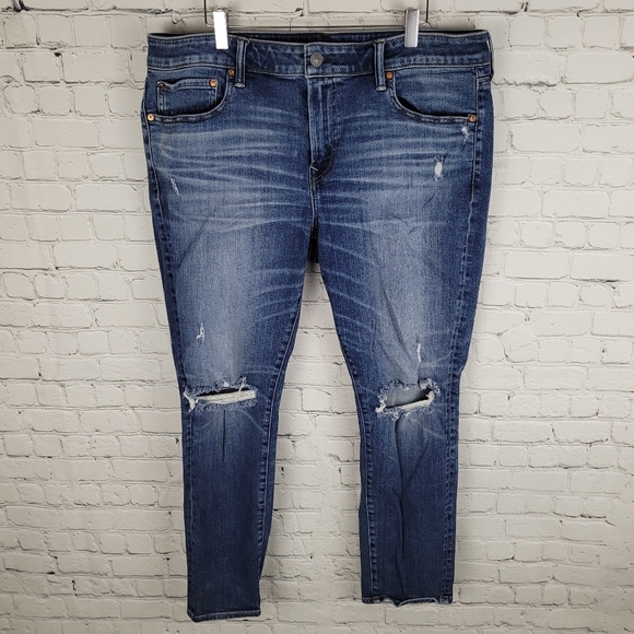 AMERICAN EAGLE | Next Level Airflex skinny distressed busted knee jeans - Picture 4 of 10